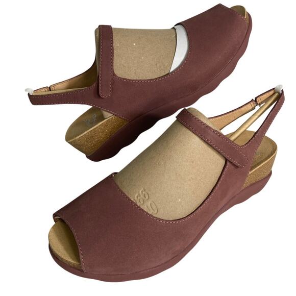 Dansko Marcy Milled Nubuck Slingback Sandals Women's size 9.5 - Picture 1 of 7
